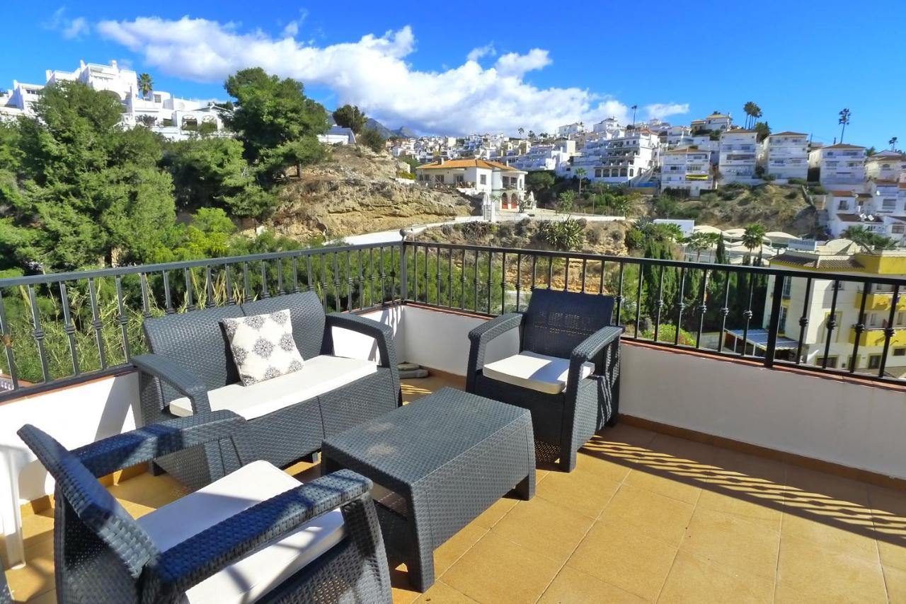R1352 Pinomar D Villa Nerja Exteriör bild